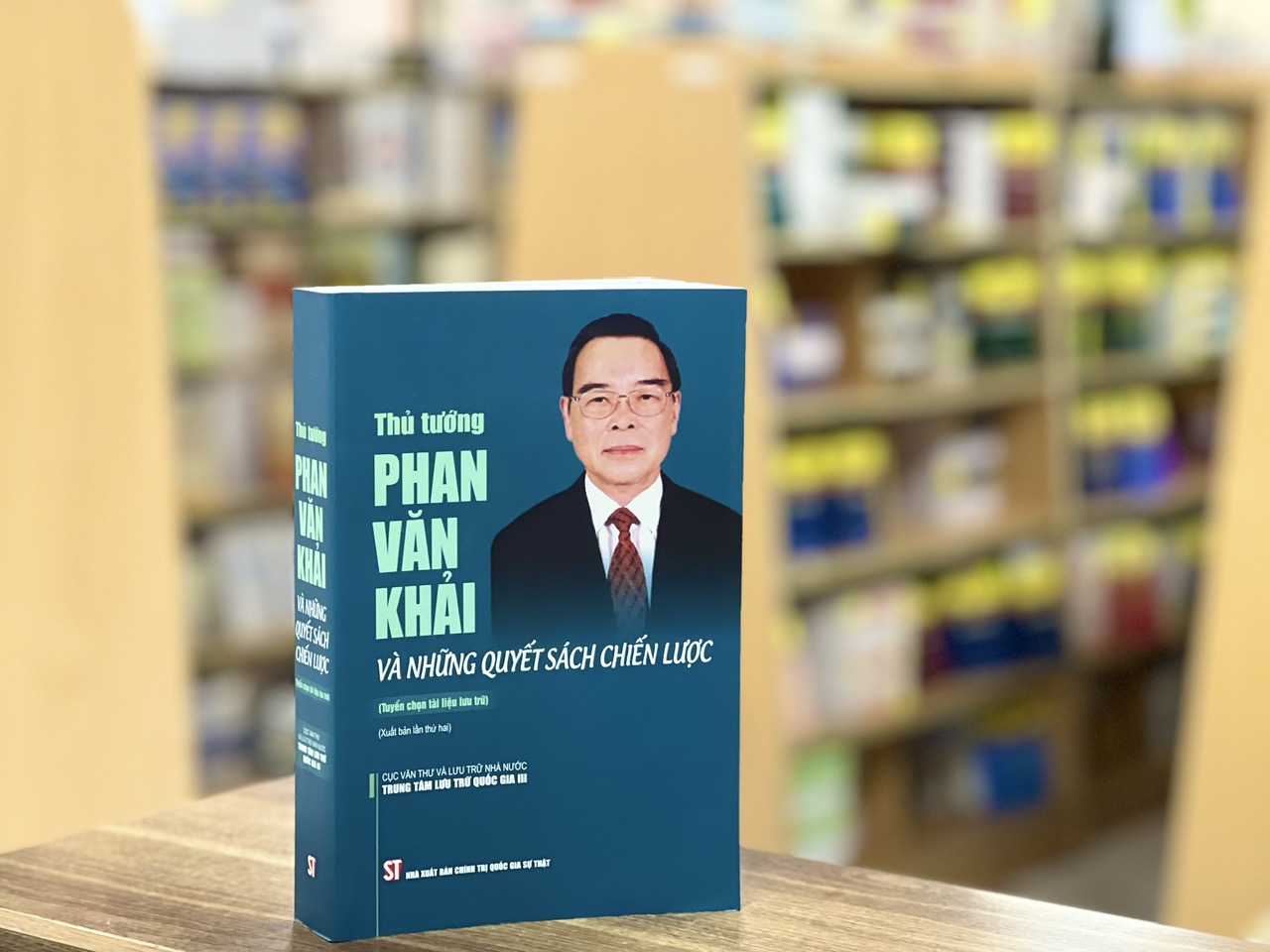 Thủ tướng Phan Văn Khải làm việc