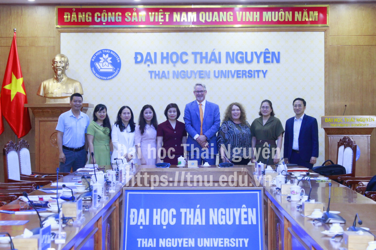 Hợp tác đào tạo và nghiên cứu khoa học giữa các cơ sở giáo dục đại học và tổ chức khoa học công nghệ