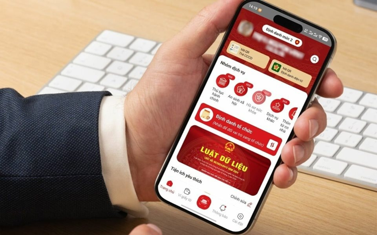 Tích hợp đầy đủ thông tin giấy tờ trên ứng dụng VNeID để được miễn lệ phí căn cước