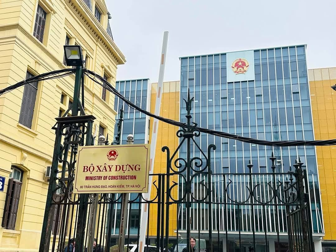 Bộ Xây dựng Tinh Gọn Bộ Máy Còn 22 Đơn Vị: Thay Đổi Lớn Nào Đáng Chú Ý Từ Ngày 15/9/2026?
