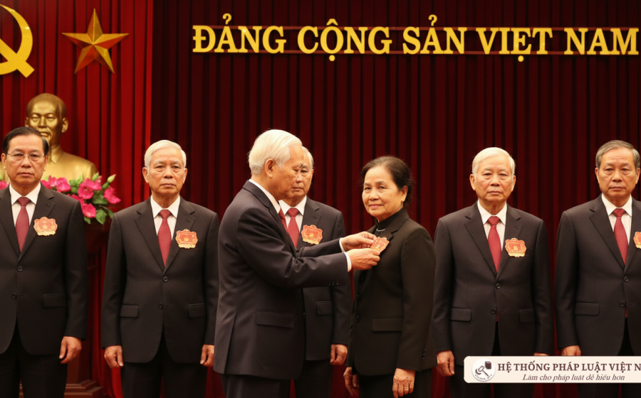 Đảng viên nhận tin vui: Mức tiền thưởng 'khủng' chính thức tăng mạnh từ 01/07/2018