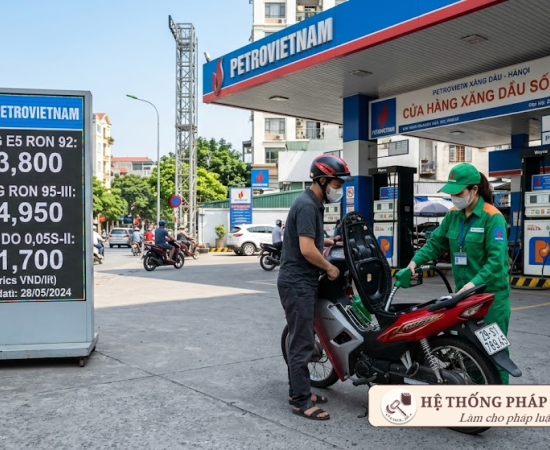 Bộ Chính Trị Siết Chặt Quản Lý Biên Chế: Chấm Dứt Tư Duy 'Vào Biên Chế Là Ổn Định Suốt Đời'