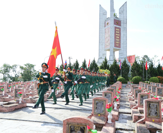 Loạt quy định mới về tử hình, xử phạt an ninh trật tự và hạn mức ví điện tử bạn cần biết